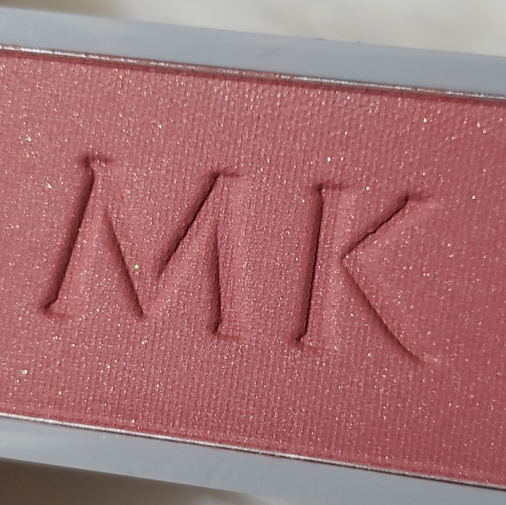 🆕️MK- Orchid Cheek Color - Picture 2 of 6